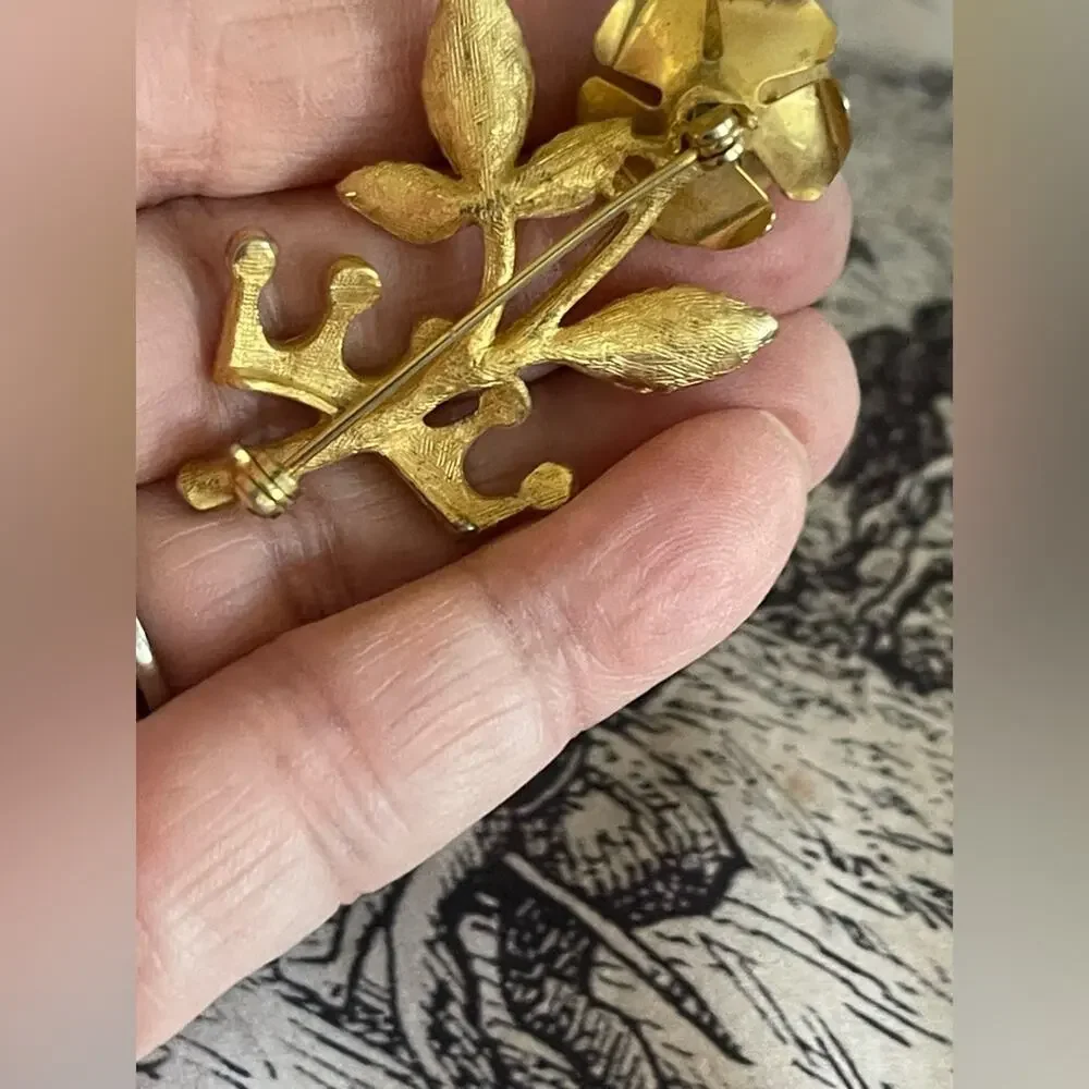 Gold Rose and Crown Brooch